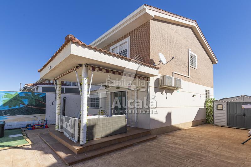 Foto 54a59434-ffe1-4834-911d-2ec87cd72f26. Casa bifamiliare con riscaldamento in Pioz