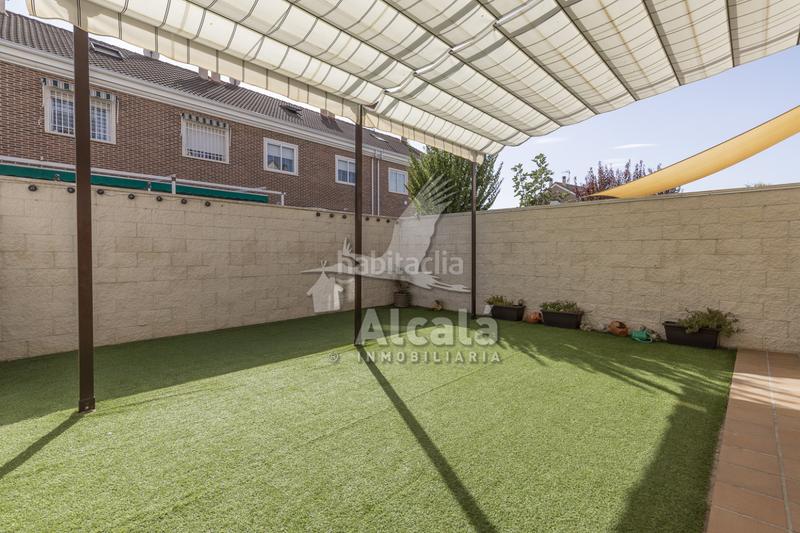 Foto addc93c1-0241-48d1-a891-a5e937d94880. Casa adosada tu nuevo hogar en azuqueca chalet en Vallehermoso en Azuqueca de Henares