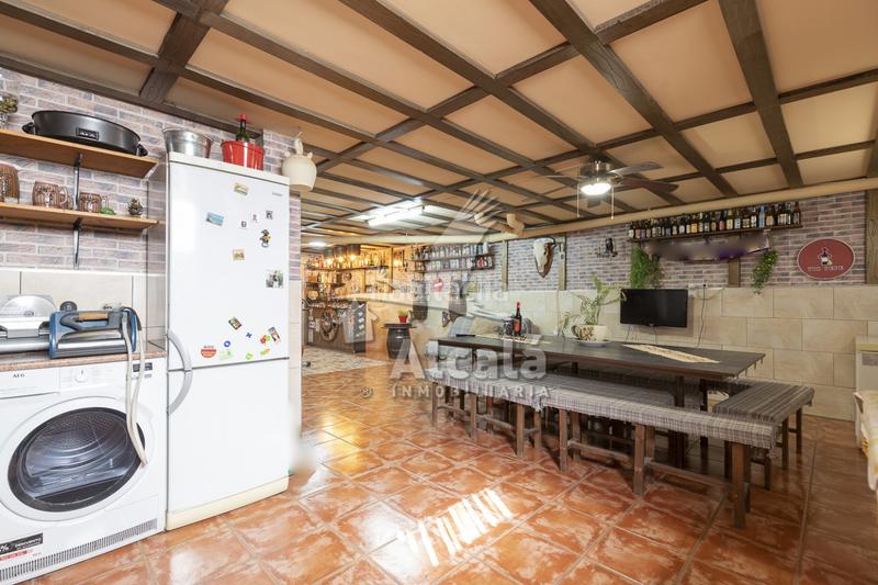Foto af90a5a7-08d3-4d89-aeed-2b8a9aa93e8f. Casa adosada tu nuevo hogar en azuqueca chalet en Vallehermoso en Azuqueca de Henares