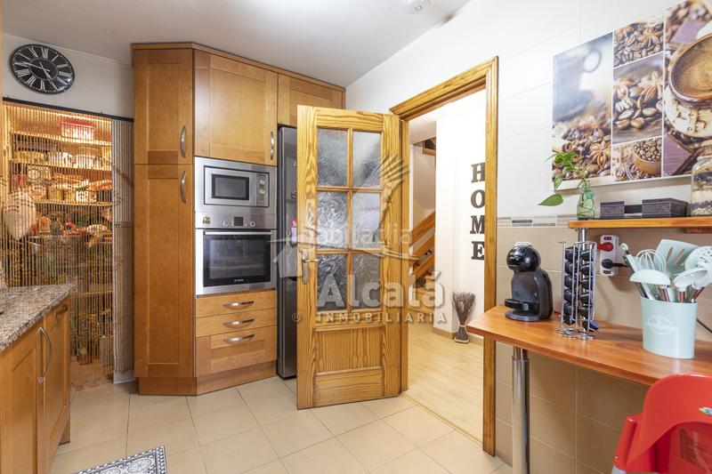 Foto d8485a93-0cd6-4cef-8f23-db6d582e9c75. Casa adosada tu nuevo hogar en azuqueca chalet en Vallehermoso en Azuqueca de Henares