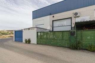 Bâtiment à usage industriel à Alovera. Oportunidad para crear tu negocio!!