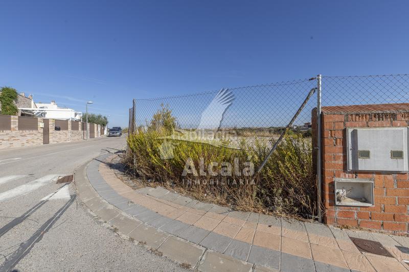 Foto d30c2a8c-b36e-4233-9f73-23b9614ee2e8. Terreny residencial a Villalbilla pueblo Villalbilla