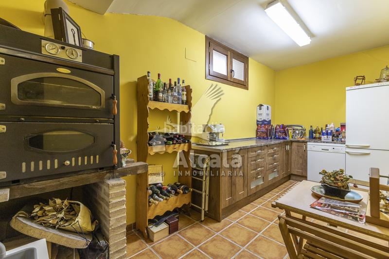 Foto 0fd0704e-e527-4871-8872-452bc1ab2e7e. House with heating parking in Campo Real