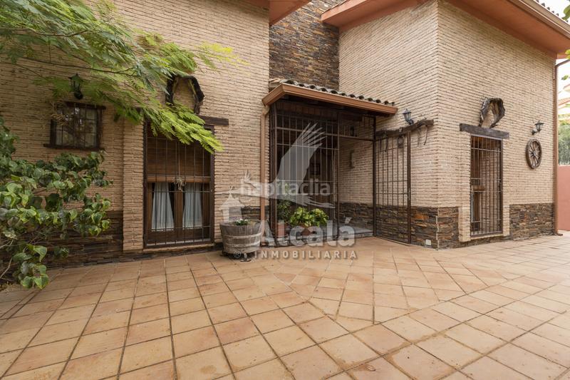 Foto 356ac9df-47b7-44ed-af2e-ad64f2edaaf1. House with heating parking in Campo Real