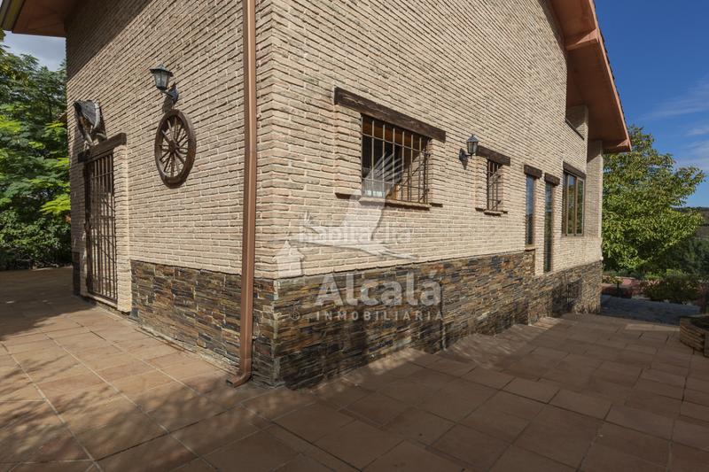 Foto 45150ce3-ba86-48fe-b5de-cac5aea8f71c. House with heating parking in Campo Real
