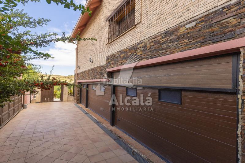 Foto 6c3dc36b-37ca-46b9-a8d0-e2135709bede. House with heating parking in Campo Real