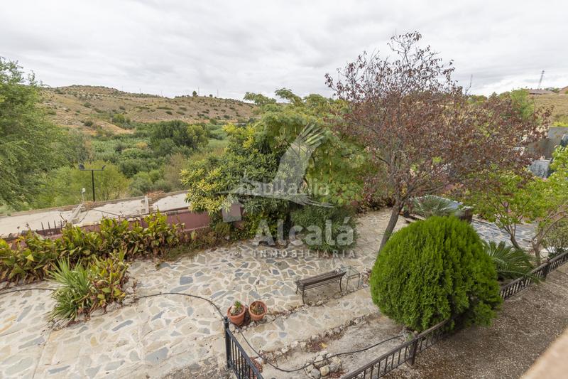 Foto 768dc273-3a97-46cc-b864-3f67b0fd86cc. House with heating parking in Campo Real