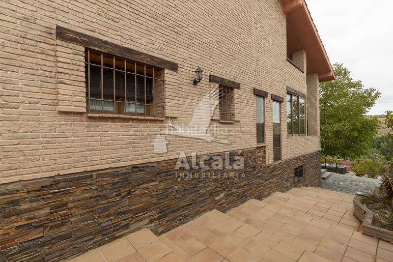 Foto 9dc901aa-730a-409c-93d4-618b5d05bcfe. House with heating parking in Campo Real