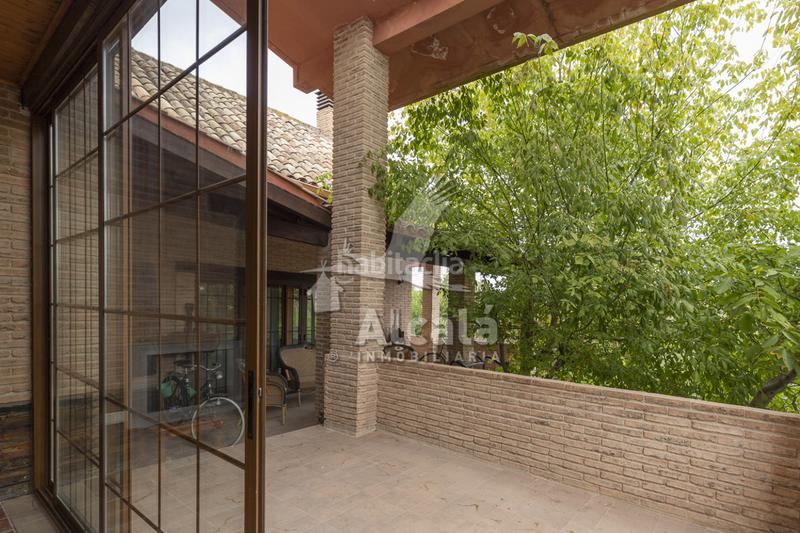 Foto ae9f0063-7304-4a65-97cd-8453fd222613. House with heating parking in Campo Real