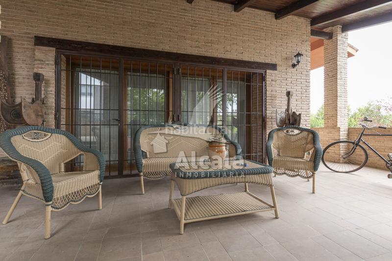 Foto b3aba074-4316-47a3-889d-069227b97ae2. House with heating parking in Campo Real