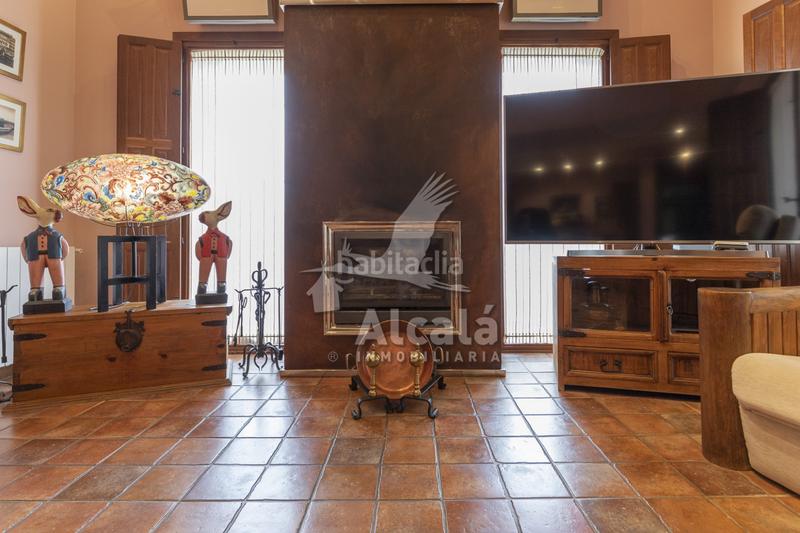 Foto d48cd7b6-2937-483f-9f7c-f496e5fb7c4c. House with heating parking in Campo Real