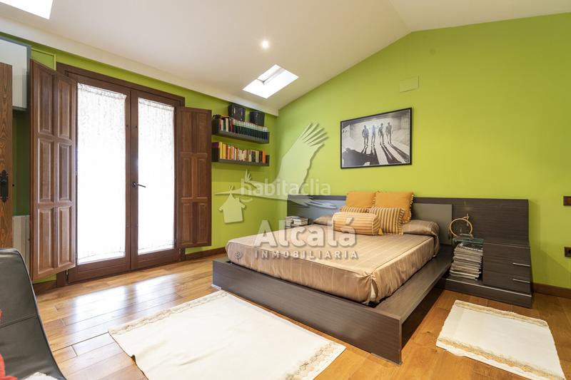 Foto e2056f92-ca30-4108-a14f-3751f4b60374. House with heating parking in Campo Real