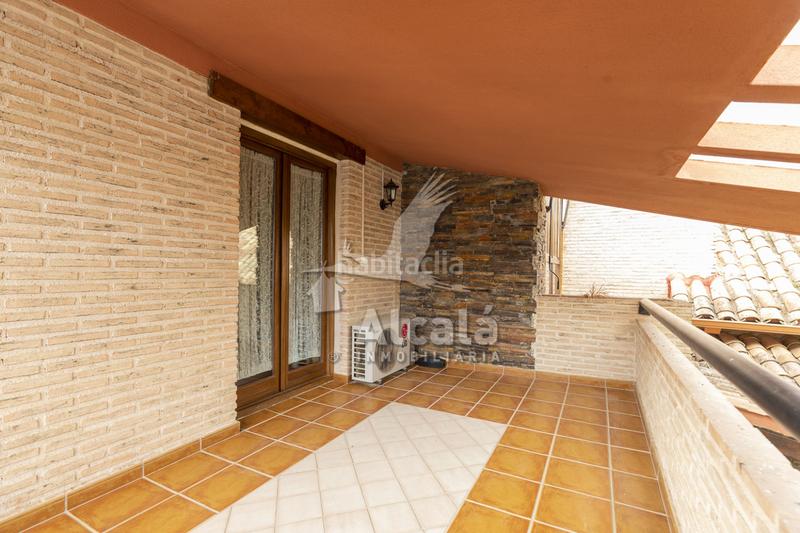 Foto edde366d-912b-49fa-9d97-26281555d9fd. House with heating parking in Campo Real