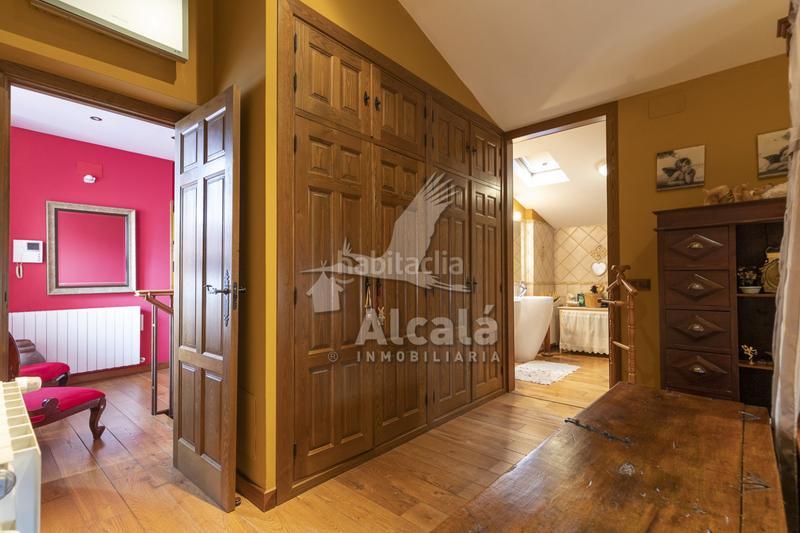 Foto fe707889-b98b-4ca9-bc6c-c4dfda890794. House with heating parking in Campo Real