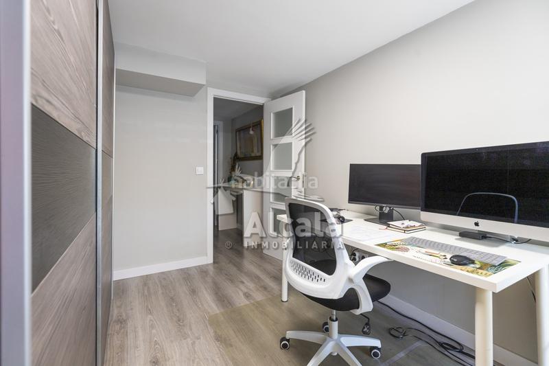 Foto 00175cd9-f3cc-41e6-ad94-d46f04fbcbaf. Casa adossada amb calefacció aparcament piscina a Meco