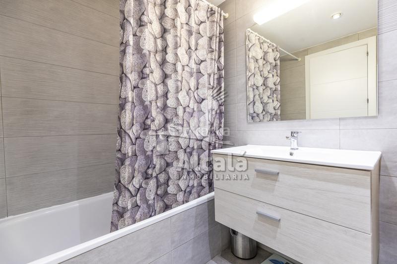 Foto 0760b887-60fc-4ce6-b0b2-5203ecca46f3. Casa adossada amb calefacció aparcament piscina a Meco