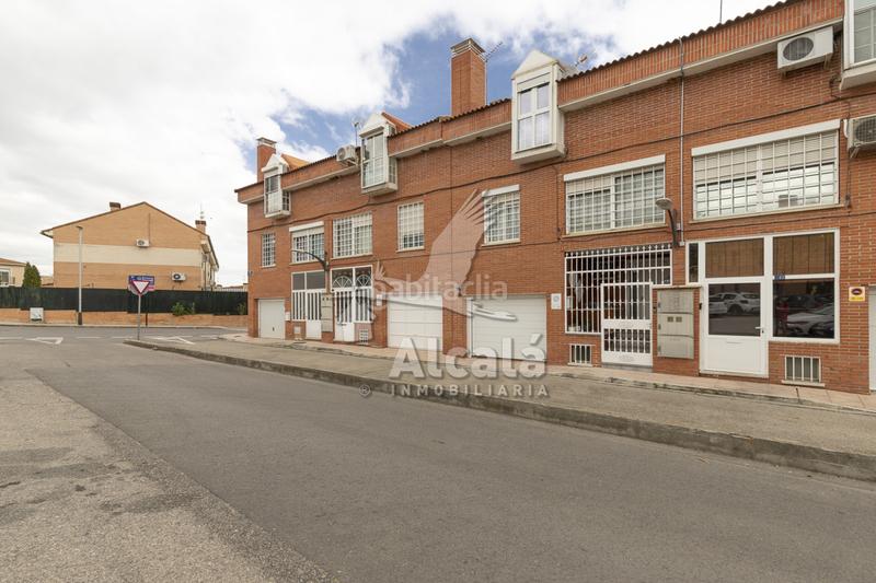 Foto 127df6ea-4d49-4615-aa18-a1193dc38663. Casa adossada amb calefacció aparcament piscina a Meco