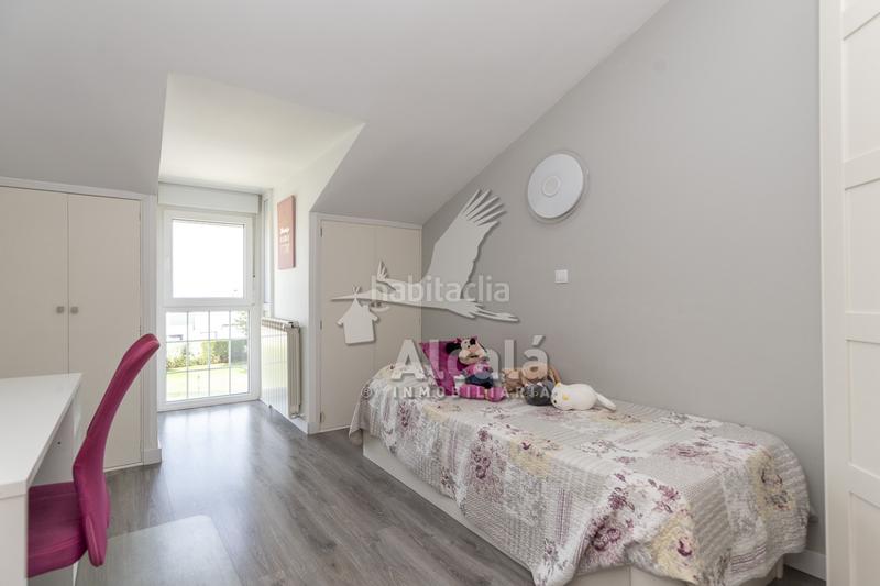 Foto 25326029-3bb9-454e-abd6-f84d0e5c1682. Casa adossada amb calefacció aparcament piscina a Meco