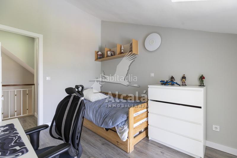 Foto 5e3da08a-c45c-48e4-81bb-68c7c203dfd3. Casa adossada amb calefacció aparcament piscina a Meco