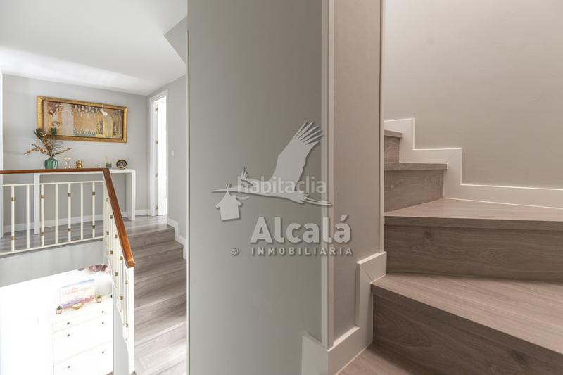 Foto 9758bb92-7d5d-401e-9700-d94de506039e. Casa adossada amb calefacció aparcament piscina a Meco