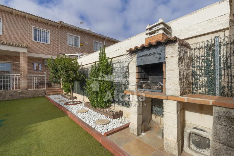 Foto 106658ed-fbfc-4eed-b4aa-6b4fe9809f51. Casa adosada acogedor chalet adosado en Galápagos