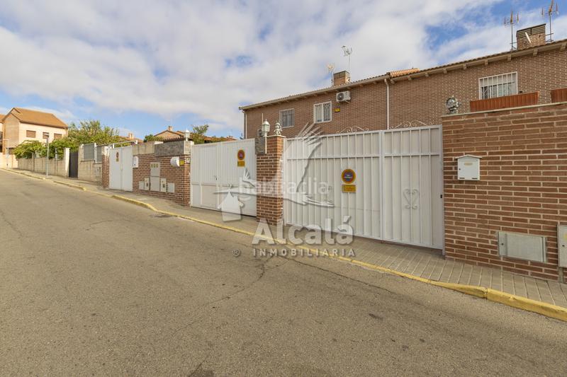 Foto 2b8fbec3-e4e9-4580-8333-55e47cbd2a96. Casa adosada acogedor chalet adosado en Galápagos