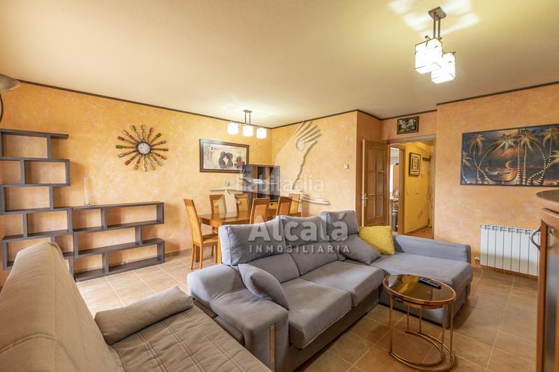 Foto 3b886a93-d339-47d1-a88f-683209223bb8. Casa adosada acogedor chalet adosado en Galápagos