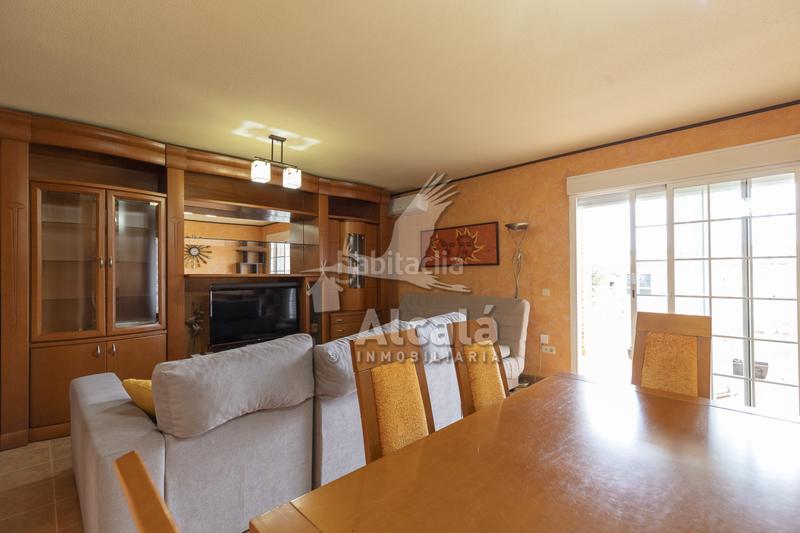 Foto 74f12445-e795-490c-b2ae-c1df0f85ea52. Casa adosada acogedor chalet adosado en Galápagos