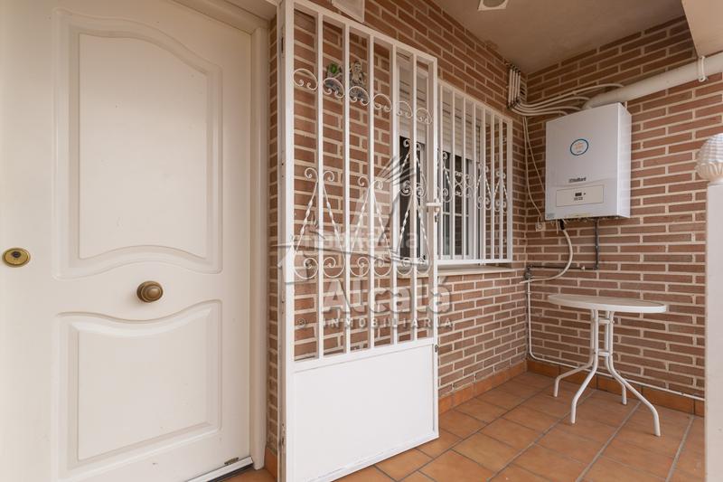 Foto 93066622-657d-42e6-b92b-d7f3efaea6b3. Casa adosada acogedor chalet adosado en Galápagos