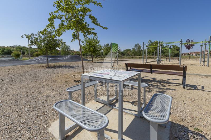 Foto b1411d7a-5ab4-4b7f-a19f-78853815b37d. Casa adosada acogedor chalet adosado en Galápagos