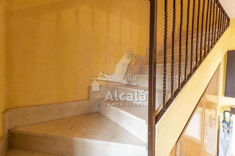 Foto c444a8a1-d222-45bb-abda-fd91f4354205. Casa adosada acogedor chalet adosado en Galápagos