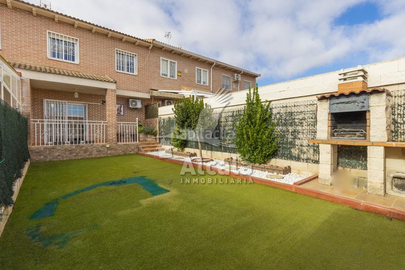 Foto cd75b777-72c7-4d17-9676-0313787d3e54. Casa adosada acogedor chalet adosado en Galápagos