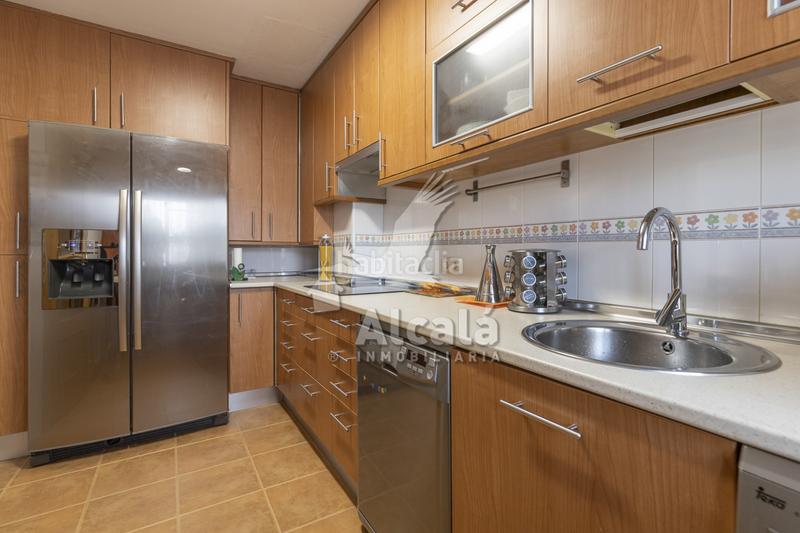 Foto ce28be39-ff4c-4629-966f-63be5fe171a3. Casa adosada acogedor chalet adosado en Galápagos