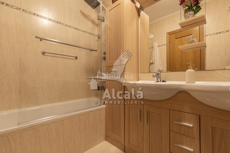 Foto db711dc3-c71e-4626-9e57-c9aa4a1ea4a7. Casa adosada acogedor chalet adosado en Galápagos