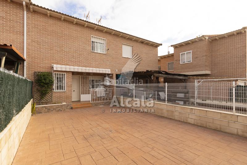 Foto dd6ddb0c-e082-4df8-a96c-f29568aee067. Casa adosada acogedor chalet adosado en Galápagos