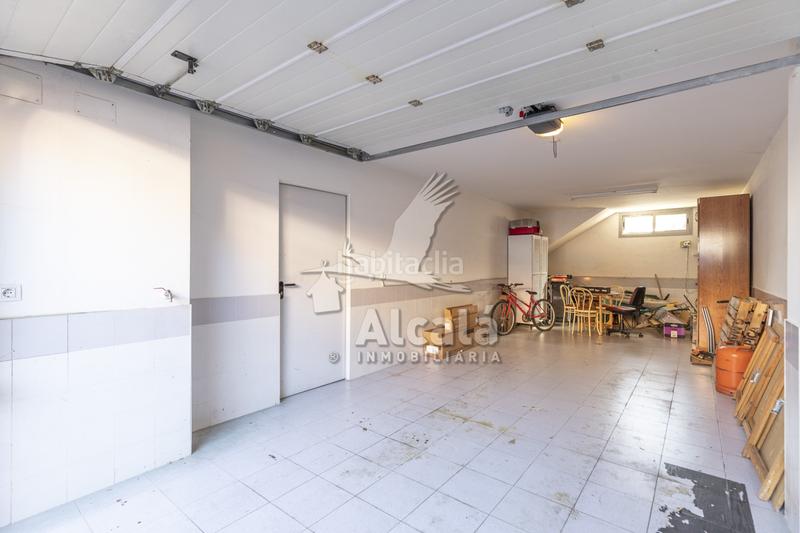 Foto 2279dd86-7b7b-4d62-8222-bebd2db4c133. Casa adossada amb calefacció aparcament piscina a Villalbilla