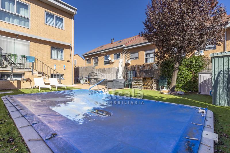 Foto 59926941-81e8-4291-b958-a79fb1c3a41d. Casa adossada amb calefacció aparcament piscina a Villalbilla