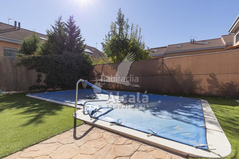 Foto 85986bba-17c6-46e2-be08-f8e660d3b8c6. Casa adossada amb calefacció aparcament piscina a Villalbilla