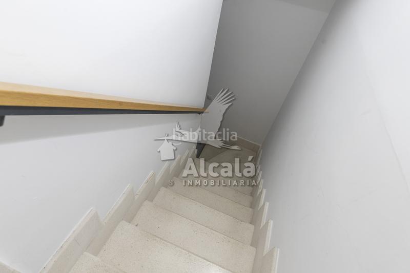 Foto ac0ea86c-76cc-48b4-a022-dc6463c2b0cf. Casa adossada amb calefacció aparcament piscina a Villalbilla