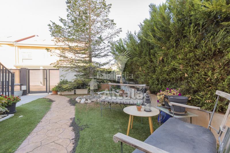 Foto d4a3bb46-aba7-4cc0-a741-dcc7ab7b3473. Casa adossada amb calefacció aparcament piscina a Villalbilla