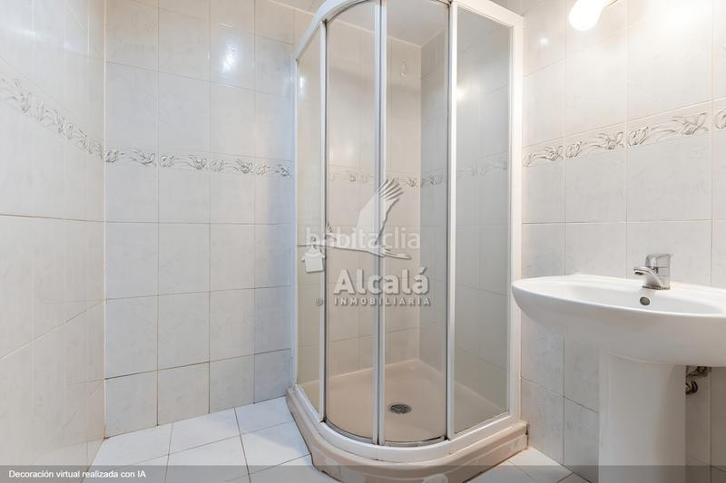 Foto f5fcf4b4-80e8-45ff-bffb-3051ca84b1f6. Piso oportunidad de inversión!! en Val Alcalá de Henares