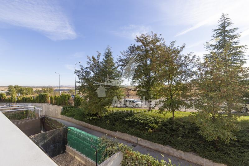 Foto 276b007f-64d6-4ac8-b479-e02e3cbf724c. Ático loft dúplex con encanto en Loeches