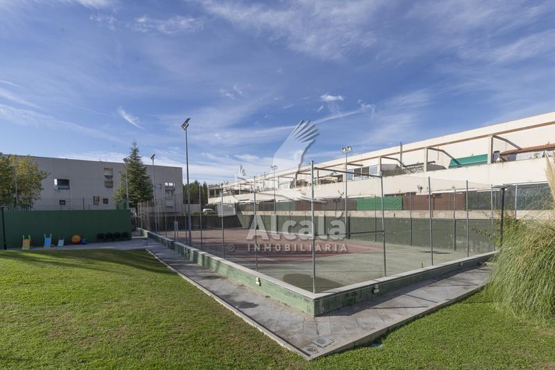 Foto 285f5fb3-d48b-46c5-997b-4646f4d46e27. Ático loft dúplex con encanto en Loeches