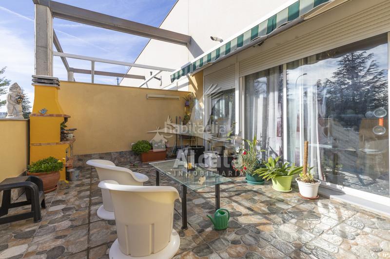 Foto 624accb2-f5f3-46fc-a2bf-ef69595cd47a. Ático loft dúplex con encanto en Loeches