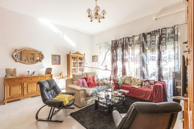 Foto e1b15f41-6a84-46f4-a693-560e3cfd9774. Ático loft dúplex con encanto en Loeches