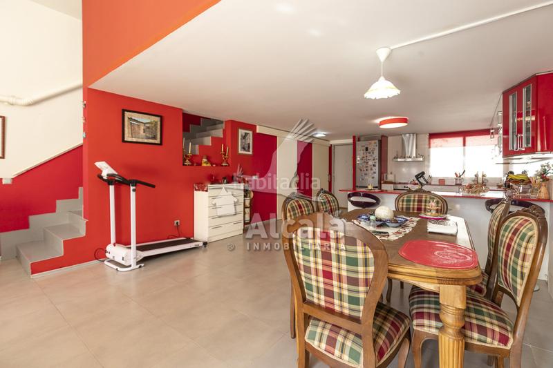 Foto e2a2bca9-1ed1-4949-8a3a-6bd2b6cc250f. Ático loft dúplex con encanto en Loeches