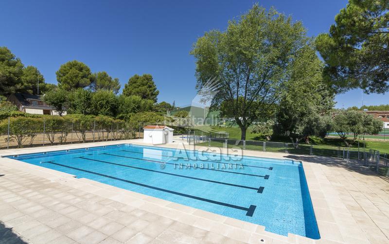 Foto b8a73c00-6be2-4c8c-8911-0e25e940629f. Pis amb calefacció aparcament piscina a Los Hueros Villalbilla