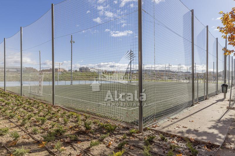 Foto cc5bc254-bc69-440e-b091-86e9e19db5ba. Pis amb calefacció aparcament piscina a Los Hueros Villalbilla