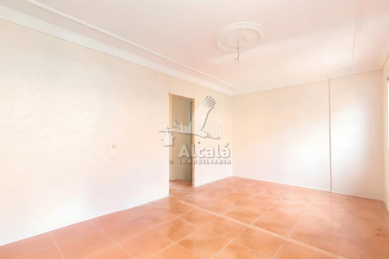 Foto 00e36e23-5375-4267-93e8-dec2e24a9320. Casa bifamiliare con riscaldamento parcheggio in Pioz