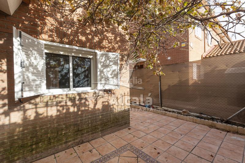 Foto 27c43131-3a18-4819-aefb-fb7e0c1ca76f. Casa bifamiliare con riscaldamento parcheggio in Pioz